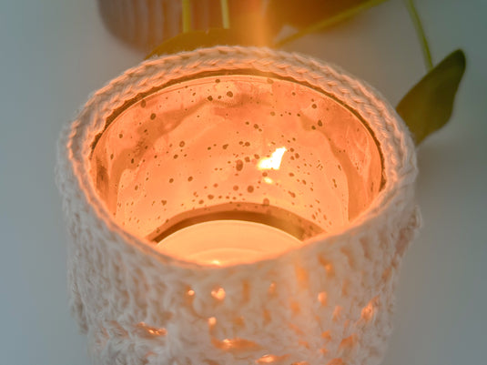 Cozy Leaf Holder