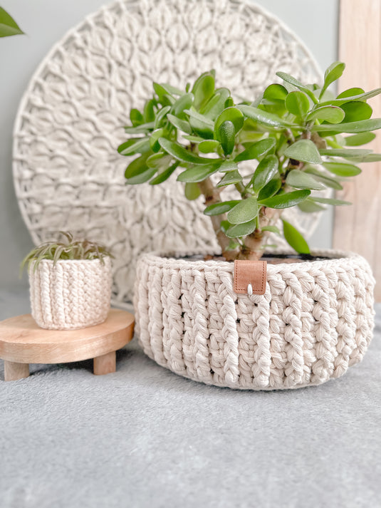 Ribbed Holder